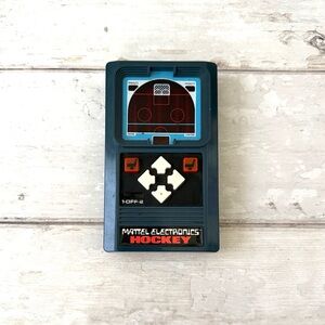 Mattel Classic Hockey Handheld Electronic Games Videogame Retro Toys 1978